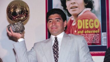 Moştenitorii lui Diego Maradona cer Balonul de Aur furat de la tatăl lor! Cum încearcă să anuleze vânzarea trofeului