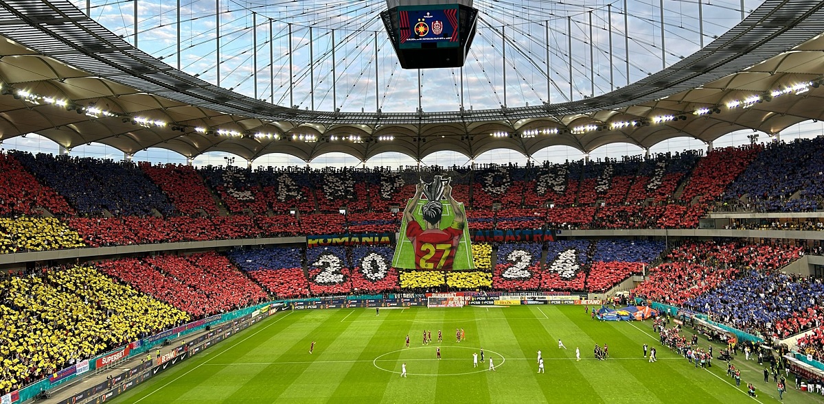 Arena Naţională, colorată în roşu-albastru la FCSB – CFR Cluj! Scenografie impresionantă afişată de fani