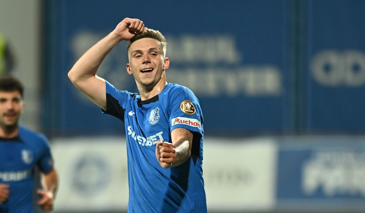 Dorit de FCSB şi Rapid, Ilie Dumitrescu ştie unde vrea să joace Louis Munteanu sezonul viitor: „E cel mai bun 9 din România”
