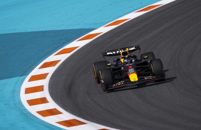 Max Verstappen va pleca din pole position în Marele Premiu de Formula 1 de la Miami (Antena 3 CNN şi AntenaPLAY, 23:00)