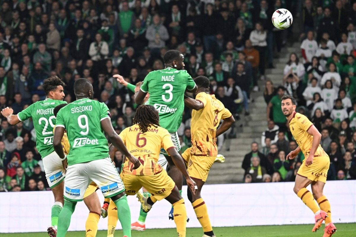 St Etienne - Metz 2-1. Echipa lui Boloni joacă returul barajul de promovare / menţinere în Ligue 1 pe teren propriu