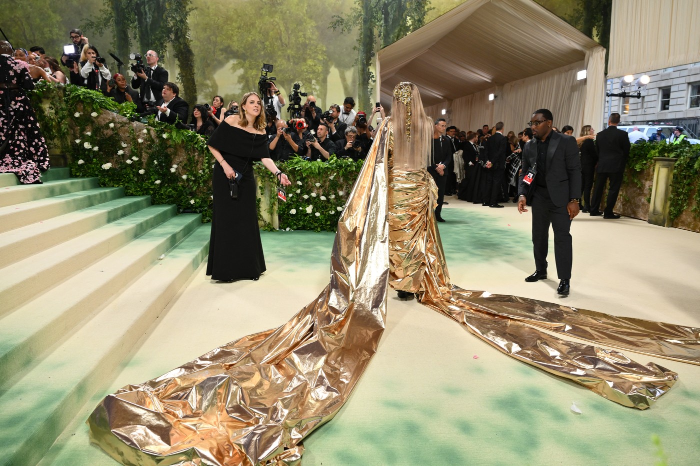 US tennis player Serena Williams arrives for the 2024 Met Gala at the Metropolitan Museum of Art on May 6, 2024, in New York. The Gala raises money for the Metropolitan Museum of Art's Costume Institute. The Gala's 2024 theme is “Sleeping Beauties: Reawakening Fashion.”,Image: 870744987, License: Rights-managed, Restrictions: , Model Release: no
