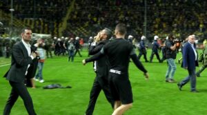 Răzvan Lucescu, prima reacţie după titlul câştigat cu PAOK: „Boss, îți mulțumesc din toată inima. E pentru tine ce am reușit