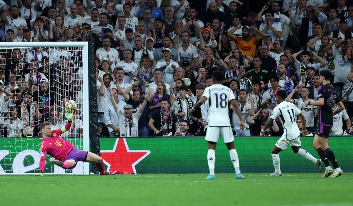Real Madrid – Bayern Munchen 0-1. Alphonso Davies a marcat un gol superb pe Bernabeu