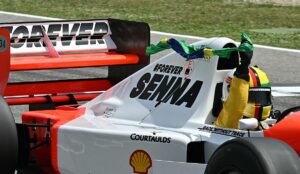 Sebastian Vettel, omagiu superb pentru Ayrton Senna, la Imola! A pilotat monopostul brazilianului, în uralele publicului