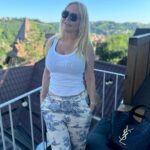 Cea mai cunoscută amantă din România arată răvăşitor la 48 de ani! Măsura extremă pe care a luat-o pentru a fi în formă