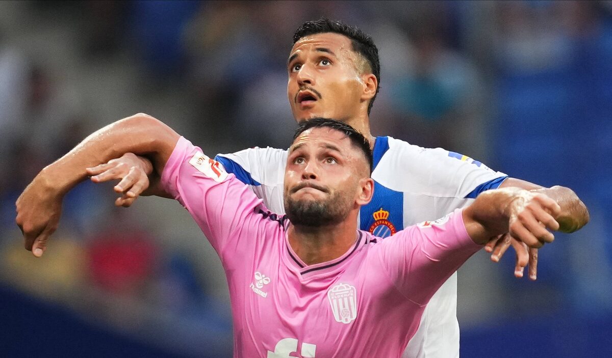 „Simt nevoia să caut noi provocări Florin Andone a plecat de la Eldense! Dinamo l-ar fi pus deja pe lista de transferuri!