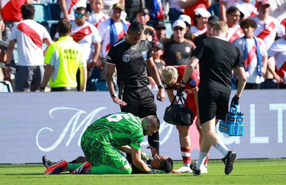 Scene şocante la Copa America! Un arbitru a leşinat în timpul meciului Canada – Peru