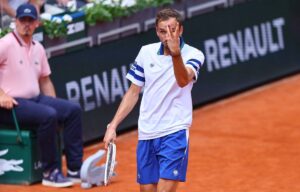 Daniil Medvedev, eliminat de la Roland Garros de Alex de Minaur! Australianul e prima oară în sferturi la Grand Slam-ul parizian