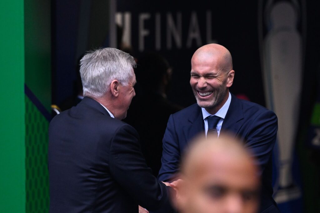 Carlo Ancelotti şi Zinedine Zidane, înainte de startul finalei / Profimedia Images