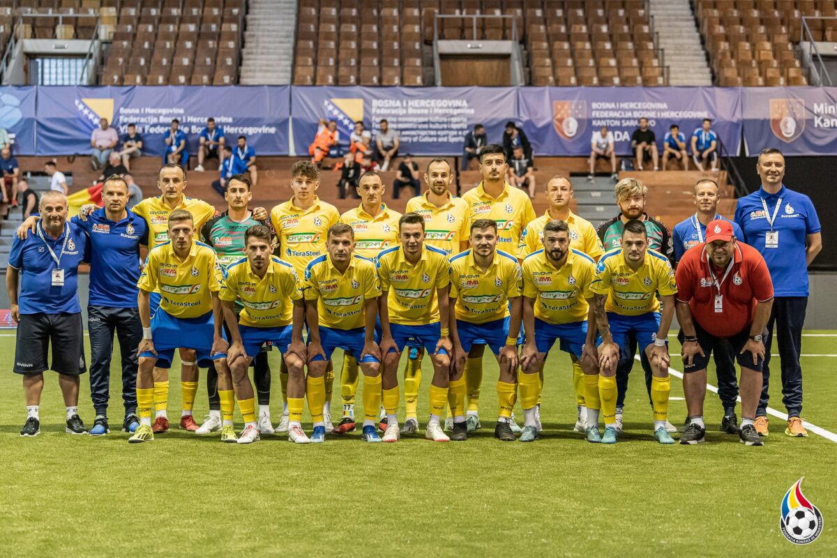 România a învins Polonia cu 5-2 la Campionatul European de minifotbal şi s-a calificat în faza următoare a turneului!