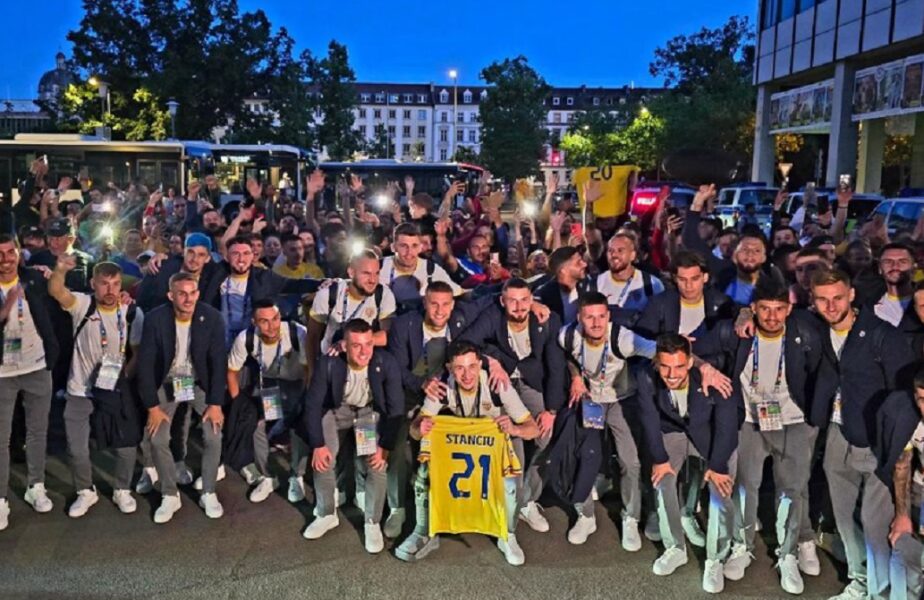 Jucătorii naţionalei, asaltaţi de fani la întoarcerea la Wurzburg! Surpriza de care au avut parte „tricolorii”