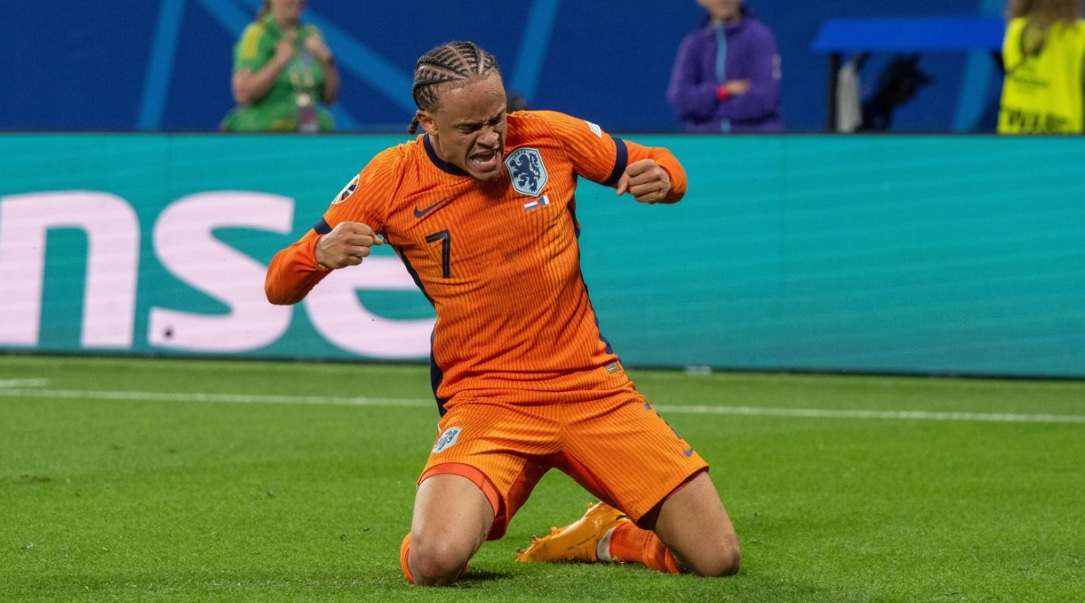 Olandezii critică arbitrajul după golul anulat al lui Simons, în Franţa – Olanda 0-0. Koeman: „A fost perfect valabil”