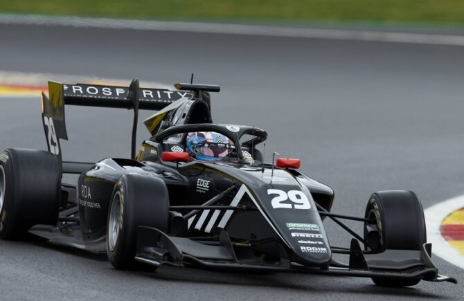 Callum Voisin a câştigat cursa principală din Formula 3, LIVE în AntenaPLAY! Prema Racing a cucerit titlul la constructori