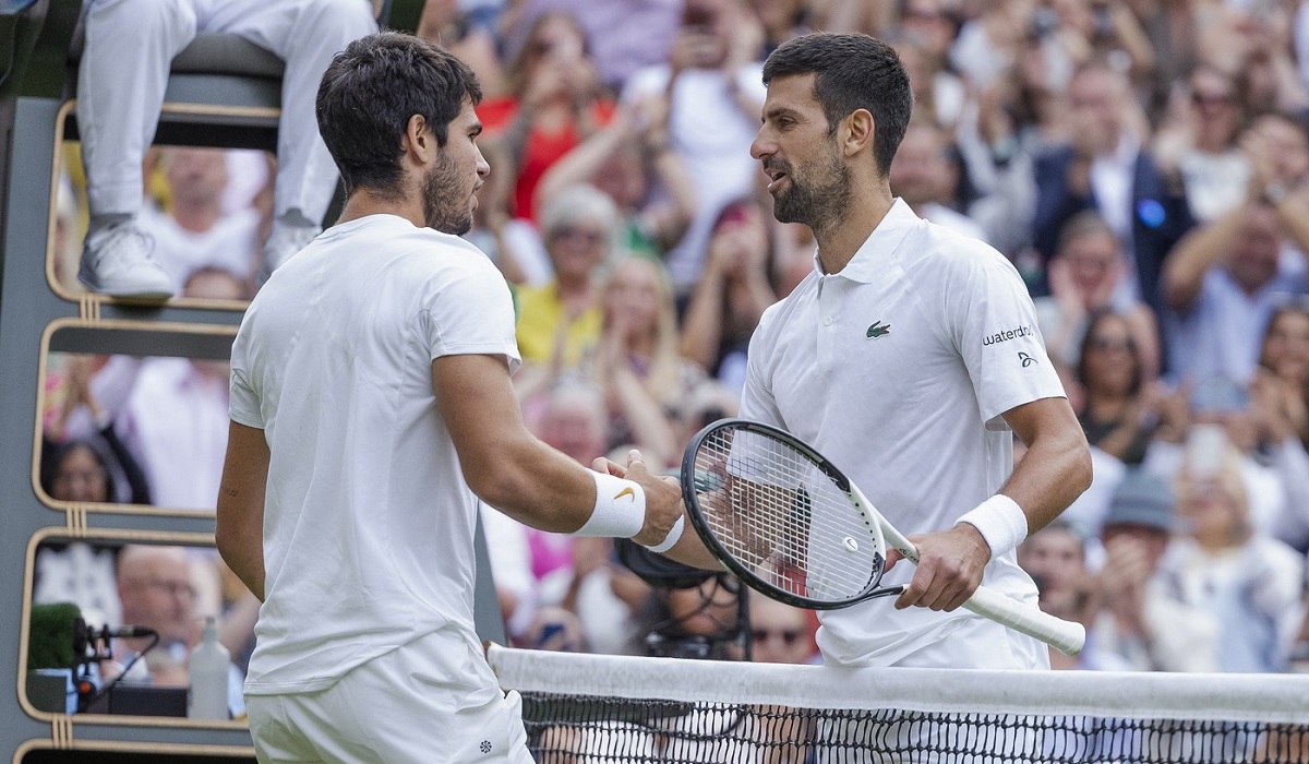 Novak Djokovic a auzit ce a zis Carlos Alcaraz într-un cor de fluierături şi i-a dat replica: „Poate peste 15 ani”