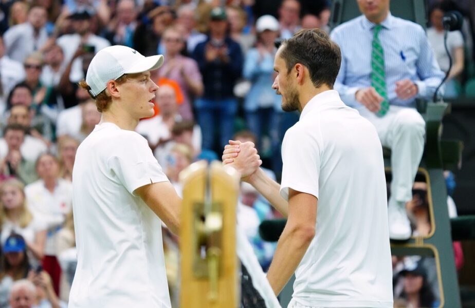 Daniil Medvedev l-a eliminat pe Jannik Sinner şi revine în semifinale la Wimbledon! Rusul şi-a luat revanşa în faţa nr. 1 ATP