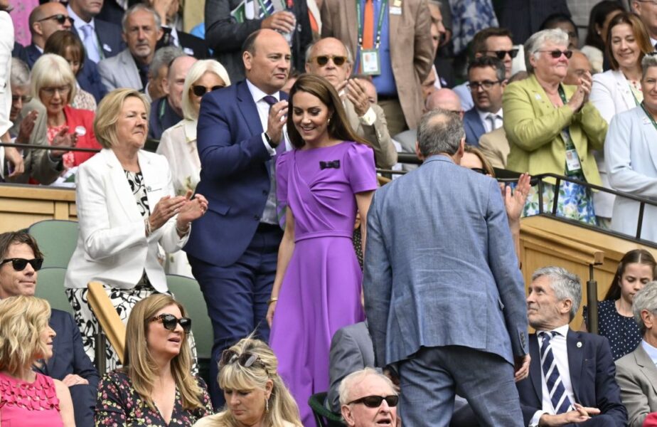 Kate Middleton, aplaudată la scenă deschisă la finala de la Wimbledon! Prinţesa de Wales, apariţie rară!