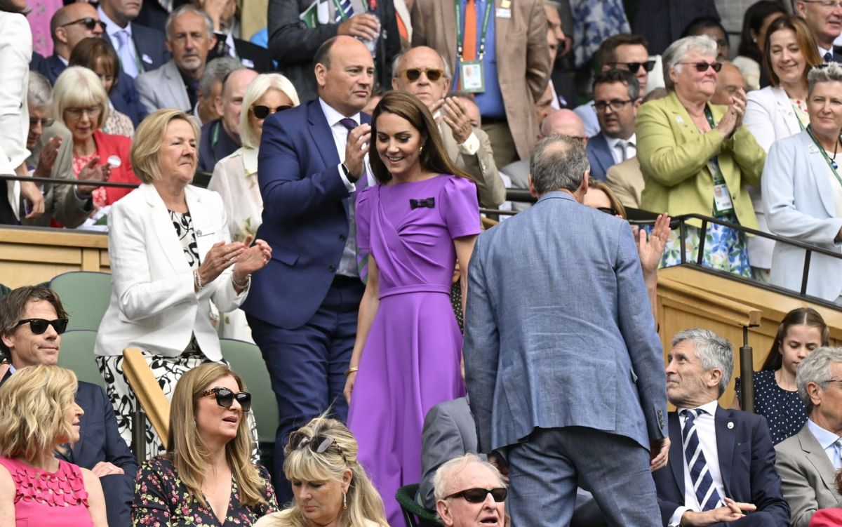 Kate Middleton, aplaudată la scenă deschisă la finala de la Wimbledon! Prinţesa de Wales, apariţie rară!