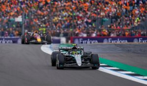 Lewis Hamilton a scris istorie în Marele Premiu al Marii Britanii! L-a depăşit pe Michael Schumacher şi a stabilit un nou record