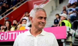 Transfer de senzaţie realizat de Jose Mourinho! Ce jucător a semnat cu Fenerbahce