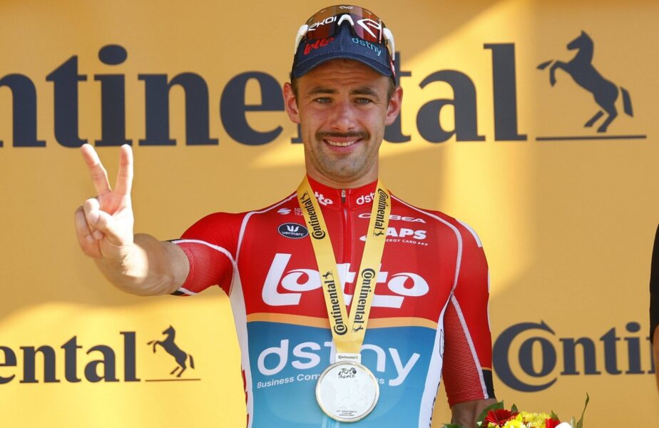 Victor Campenaerts a izbucnit în plâns după ce a câştigat prima etapă din carieră la Turul Franţei 2024
