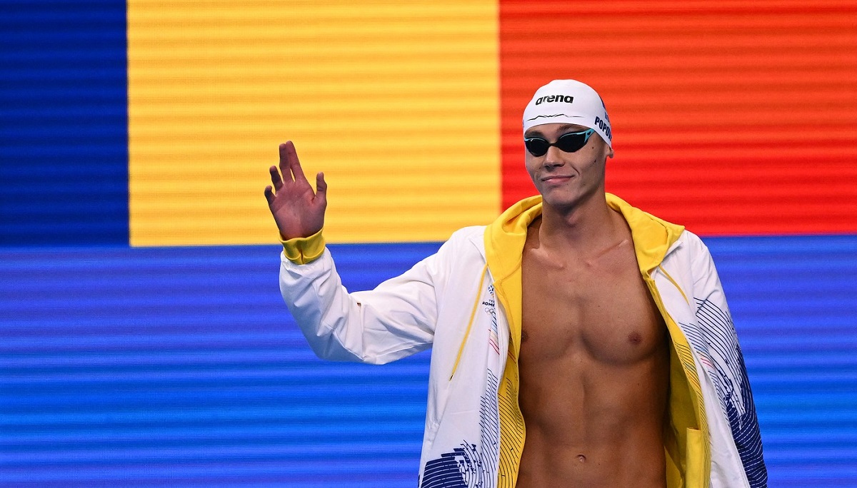 Câți bani va primi David Popovici, după ce a câștigat aurul olimpic la 200 de metri liber