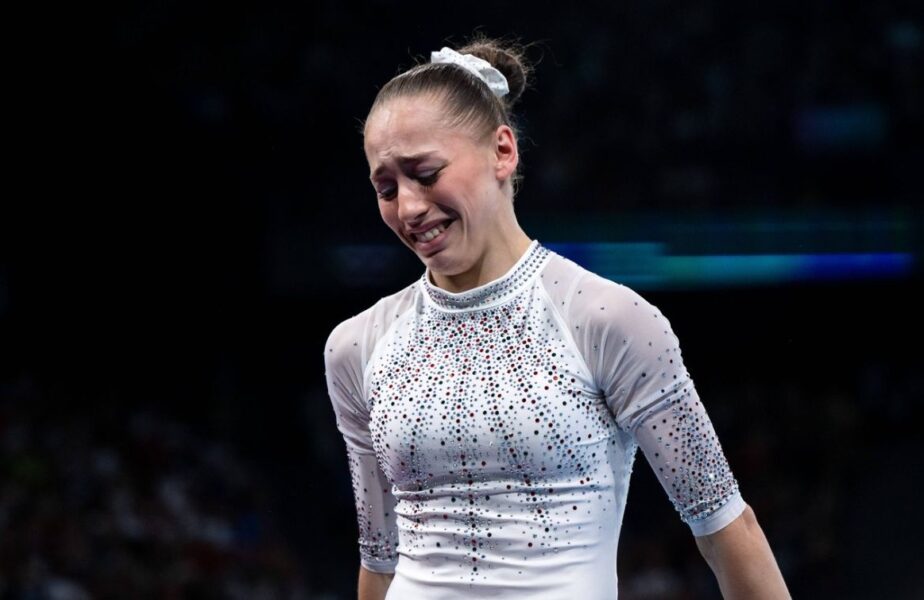 Kaylia Nemour a scris istorie la Jocurile Olimpice de la Paris! E prima gimnastă din Africa ce a reuşit să ia ia aurul olimpic!