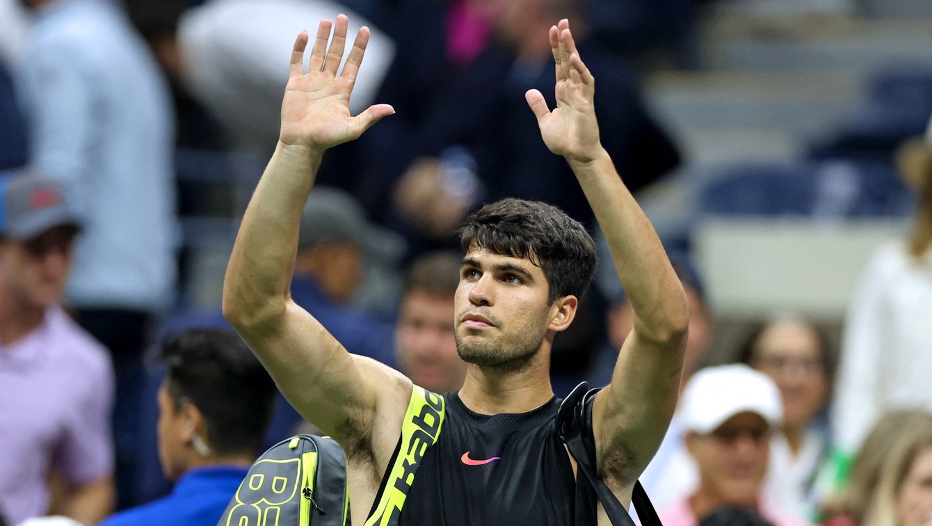 Carlos Alcaraz, OUT de la US Open. Eşec şocant în trei seturi, în faţa lui Botic Van De Zandschulp