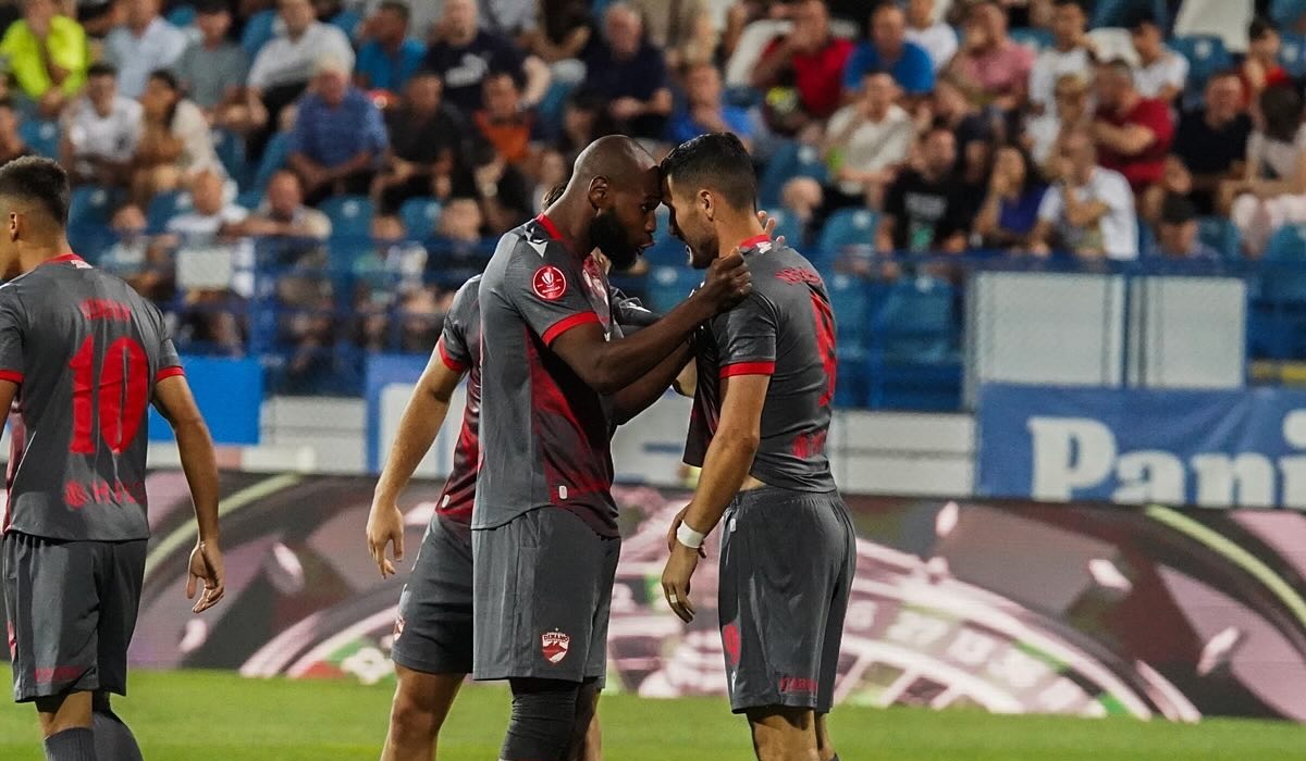 Poli Iaşi – Dinamo 2-2! „Câinii” rămân fără victorie în deplasare, dar sunt pe loc de play-off după cinci etape