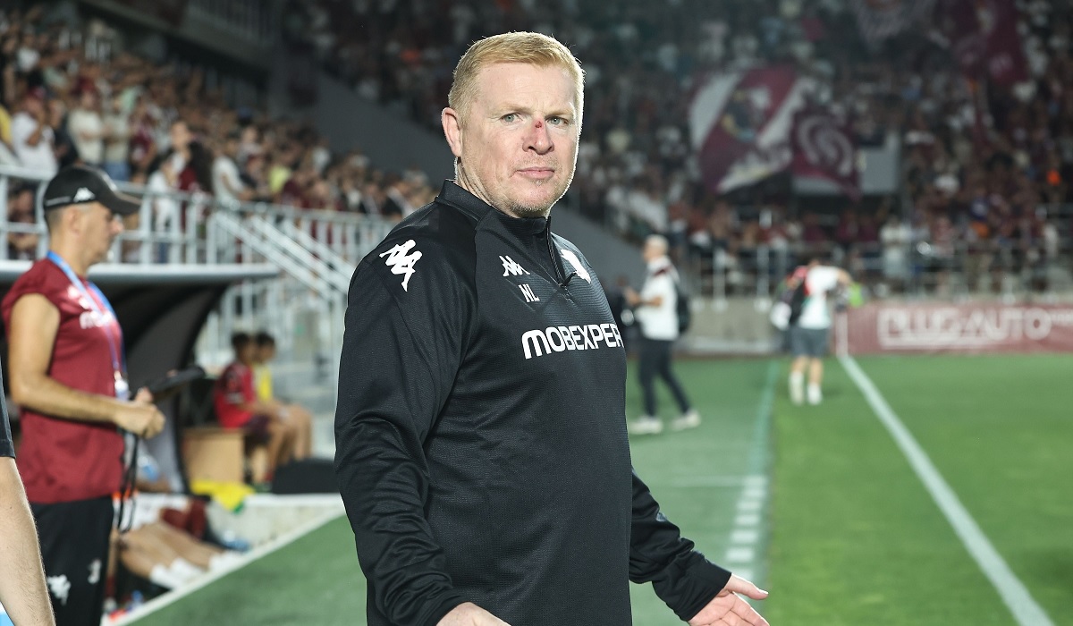 Neil Lennon nu ia în calcul să plece de la Rapid: “Cum să plec după patru etape?! Sunt aici să rămân pe termen lung!”