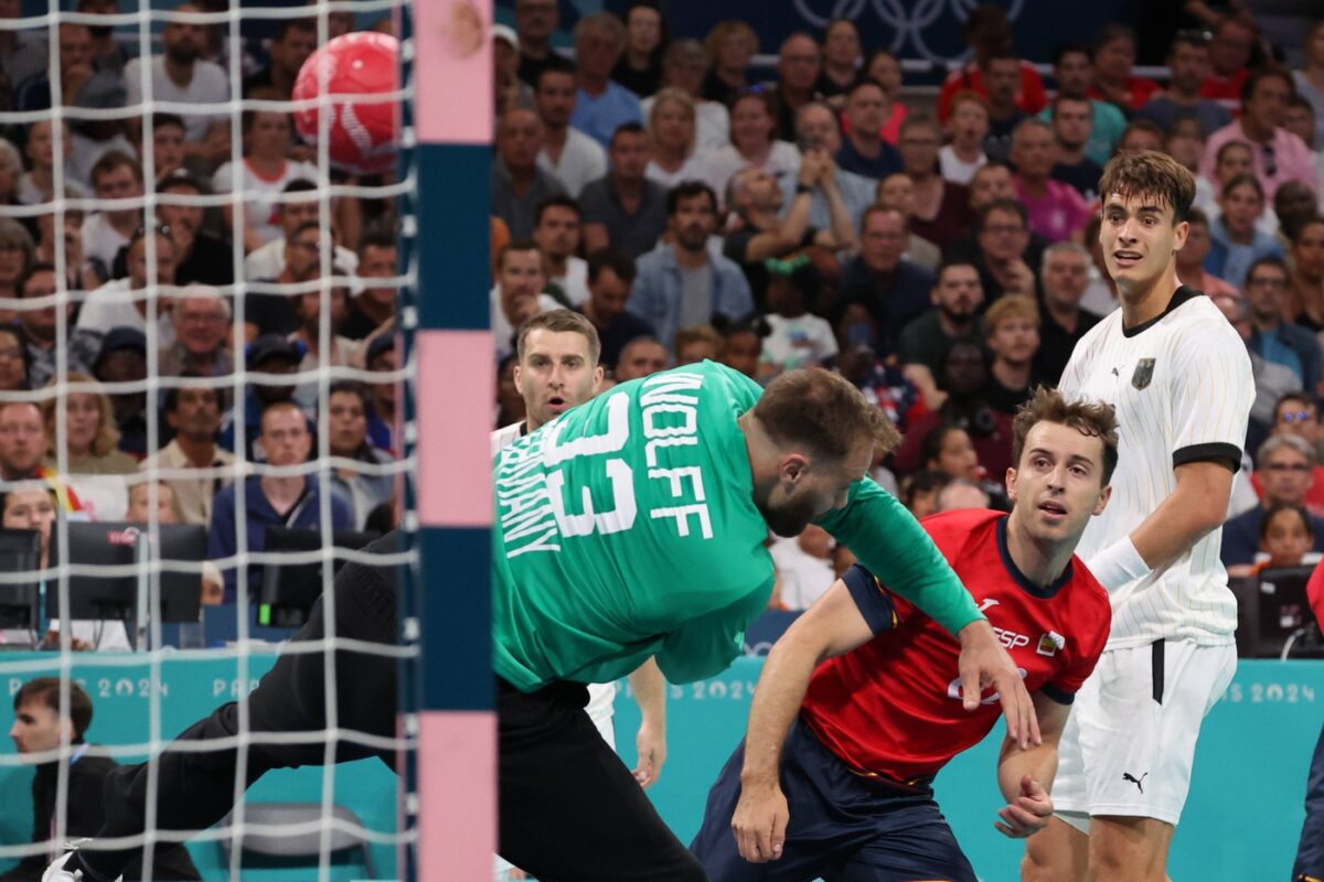 Germania este prima finalistă a turneului olimpic de handbal masculin. Portarul nemţilor, prestaţie colosală