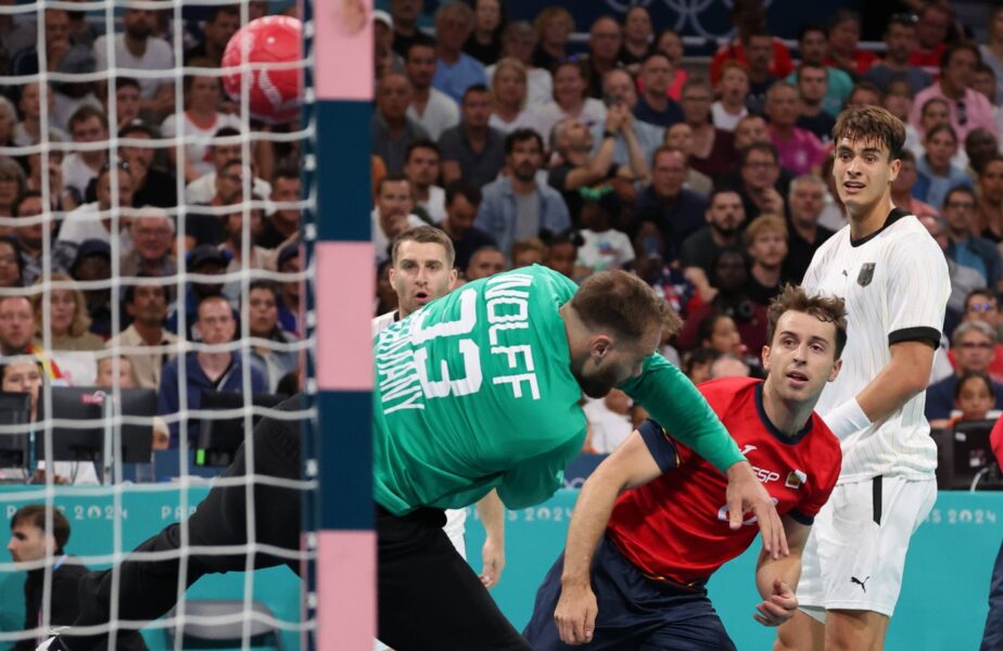 Germania este prima finalistă a turneului olimpic de handbal masculin. Portarul nemţilor, prestaţie colosală