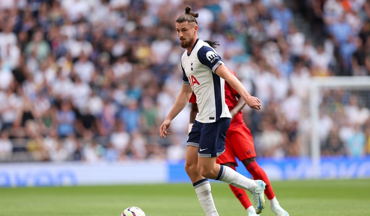 Concluzii dure ale englezilor după prestaţia lui Radu Drăguşin din Tottenham - Bayern 2-3