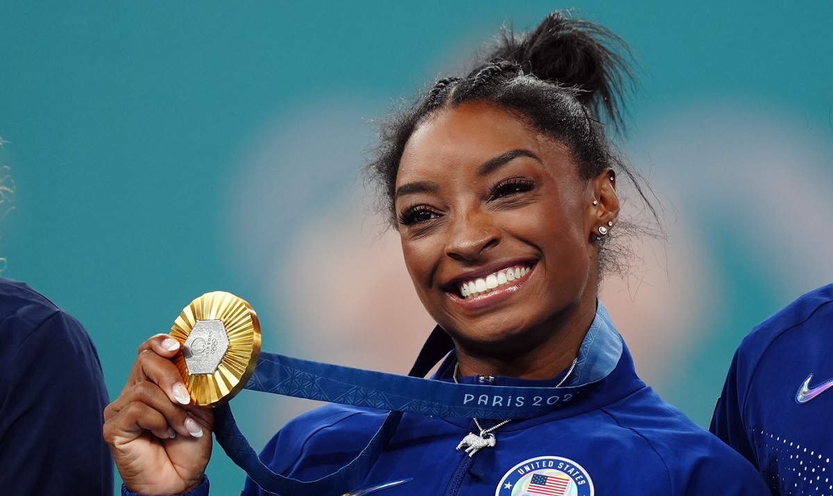 Simone Biles a depăşit-o pe Nadia Comăneci, după finala la individual compus de la JO 2024! Prestaţie uluitoare la Paris