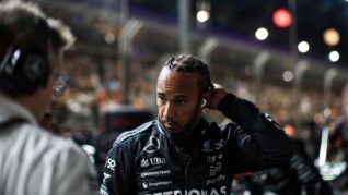 Mercedes recunoaște că i-a „distrus” cursa lui Lewis Hamilton, la Marele Premiu din Singapore! Greșeala menționată de oficiali