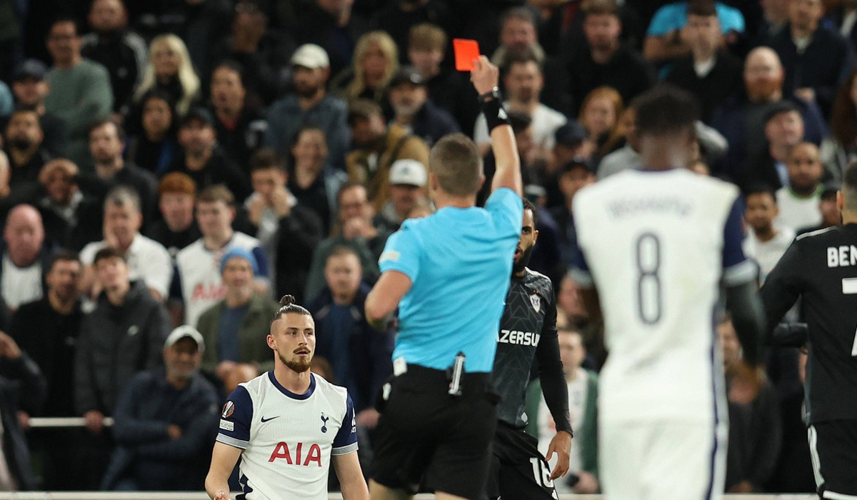 Câte etape a fost suspendat Radu Drăgușin de UEFA, după ce a fost eliminat în minutul 8 din Tottenham - Qarabag 3-0