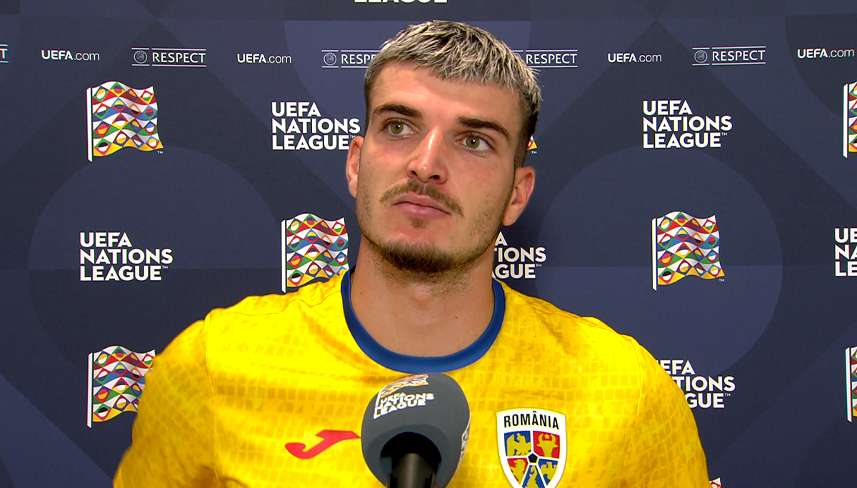 Valentin Mihăilă, în timpul unui interviu după Kosovo - România 0-3.