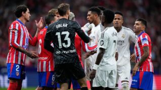 Atletico – Real Madrid 1-1! Echipa lui Simeone a obţinut un egal dramatic! Partida a fost întreruptă din cauza fanilor gazdelor