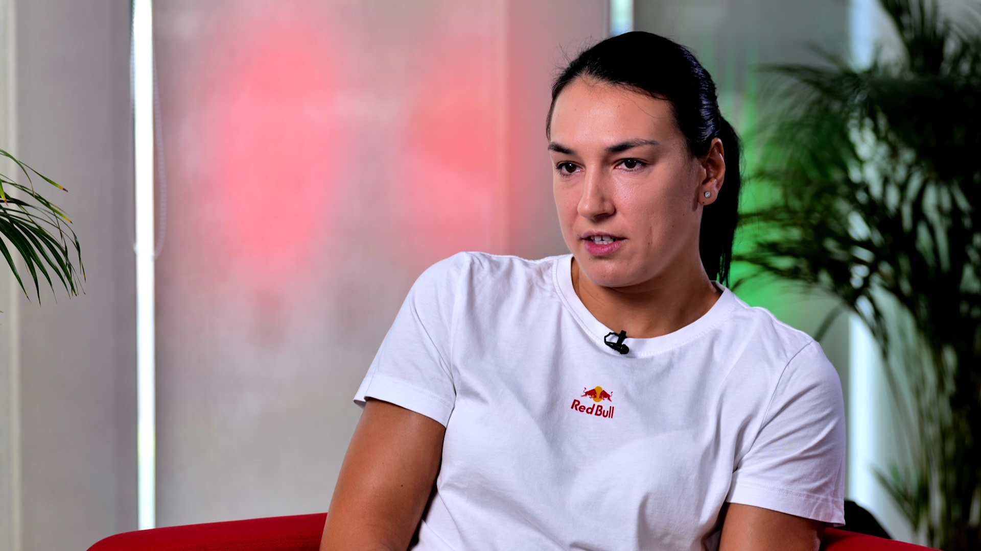 „Mă dor toate!” Cristina Neagu a dezvăluit de ce şi-a anunţat retragerea şi ce planuri are: „Nu-mi doresc o carieră în sport!”