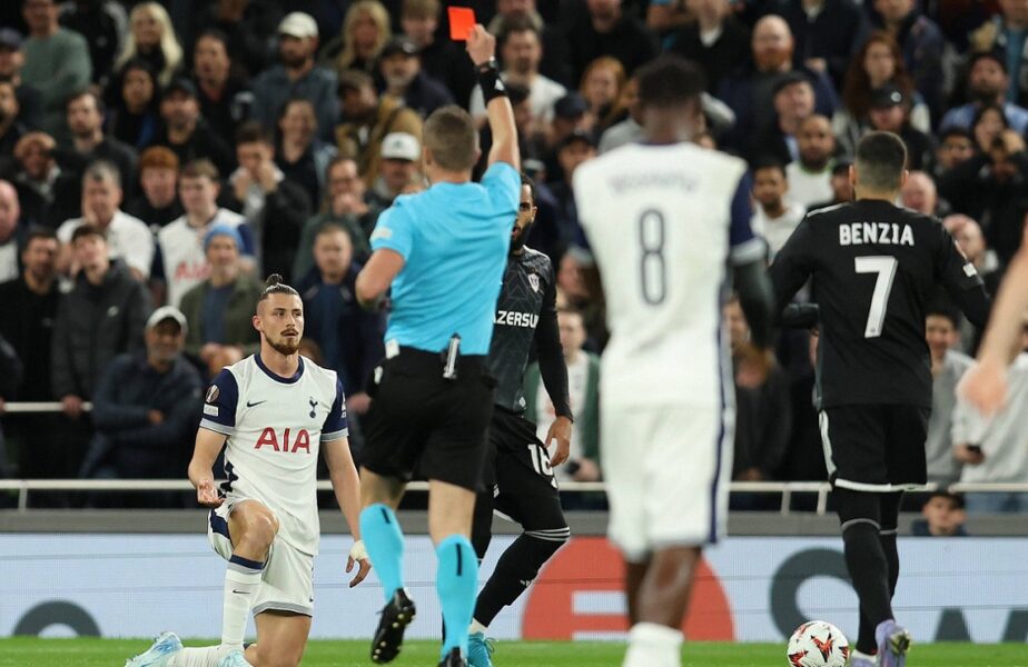 „O ruşine!” Radu Drăguşin, distrus de englezi după eliminarea din Tottenham – Qarabag 3-0: „Era momentul lui!”