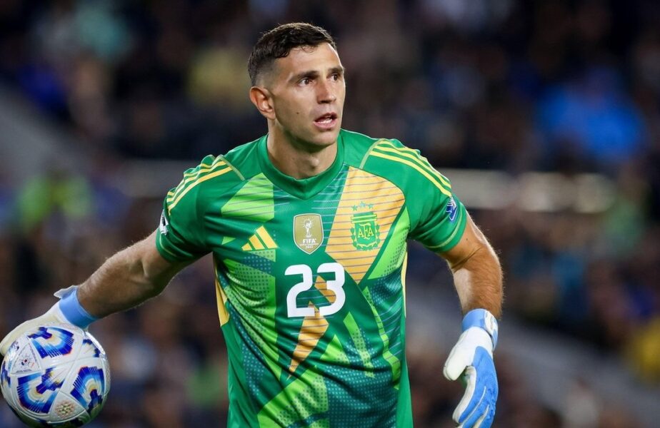 Emiliano Martinez a lovit o cameră TV la finalul meciului Columbia – Argentina 2-1! Portarul, un car de nervi