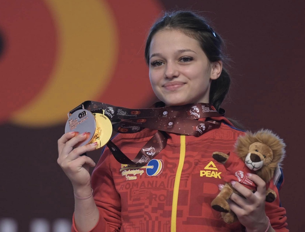 Ioana Miron a câştigat medalia de aur la Campionatele Mondiale de juniori de haltere la stilul aruncat