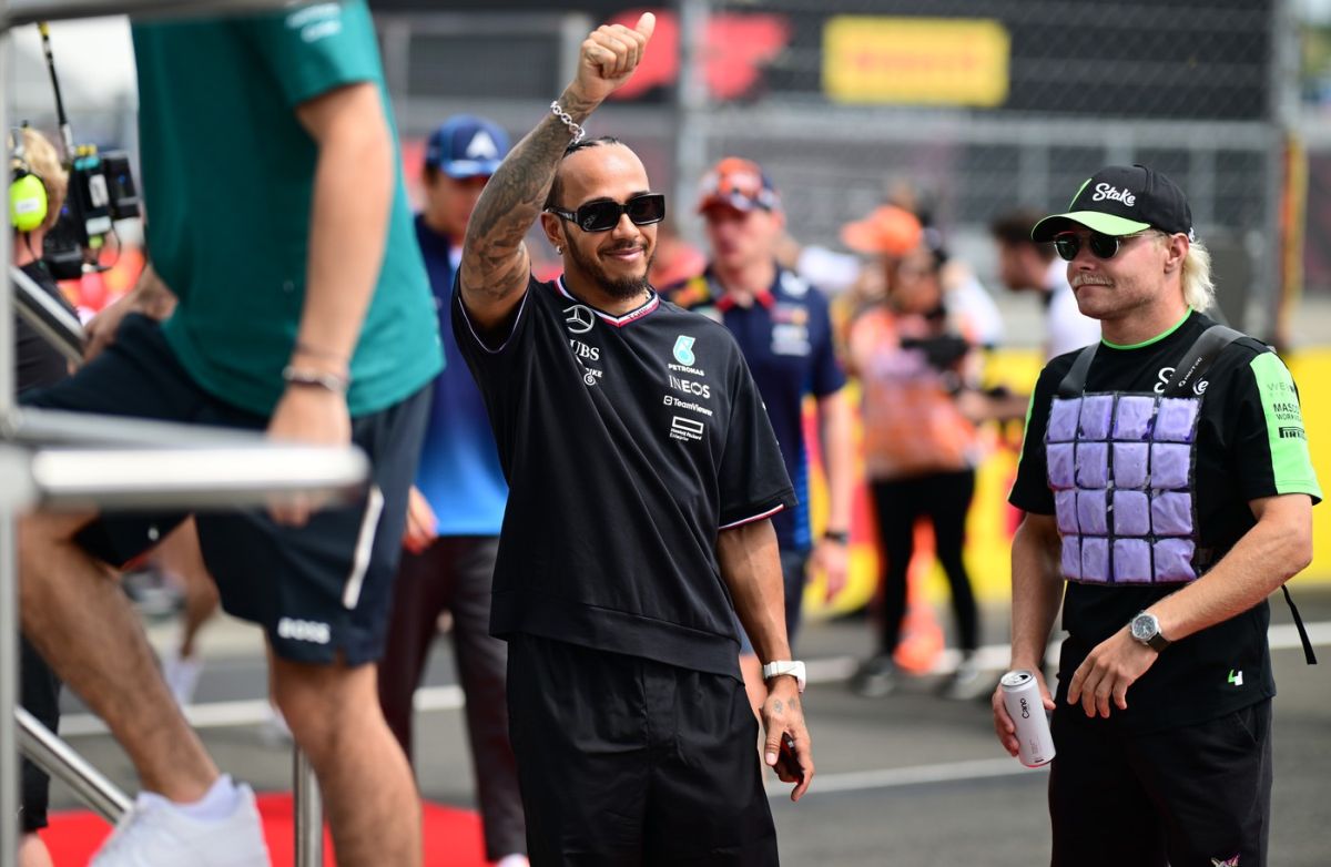 Lewis Hamilton a dezvăluit schimbarea la monopostul lui după ce a reuşit locul 3 în calificări