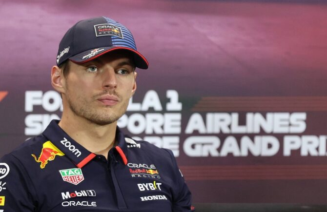 Max Verstappen, sancţionat pentru folosirea unui limbaj vulgar într-o conferinţă de presă! Ce pedeaspă a primit campionul mondial