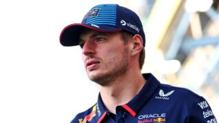 Max Verstappen râde de FIA alături de fani! Ironiile triplului campion mondial în mediul online