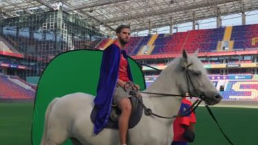 Miralem Pjanic, prezentat călare la noua sa echipă! Salariul cu care a fost convins să ajungă în ţara în care refuzase să joace