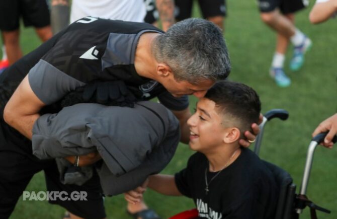 Răzvan Lucescu şi PAOK, gest superb pentru micuţul fan al echipei din Grecia care se pregăteşte de operaţia vieţii lui!