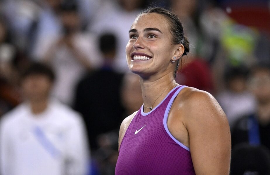 Aryna Sabalenka s-a calificat în finala turneului de la Wuhan! A trecut de Coco Gauff, în 3 seturi