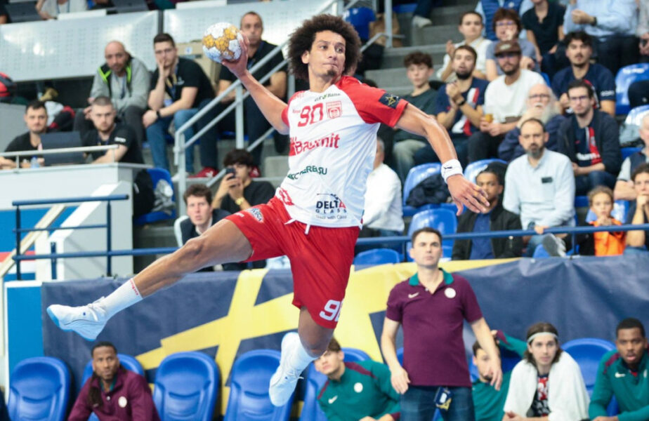 Dinamo Bucureşti obţine altă victorie importantă în Liga Campionilor, la handbal masculin. „Dulăii” au învins-o pe Fuchse Berlin