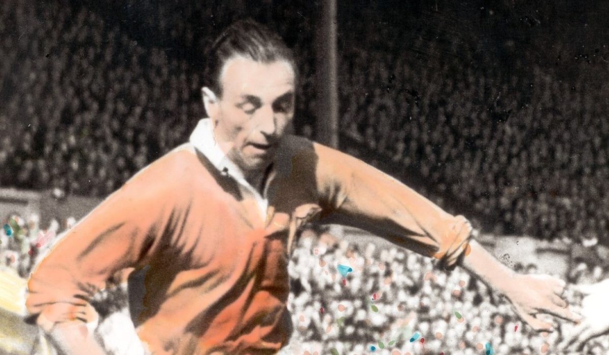 Cine a fost Sir Stanley Matthews, primul câștigător al Balonului de Aur! Ce carieră a avut „Vrăjitorul Driblingurilor”